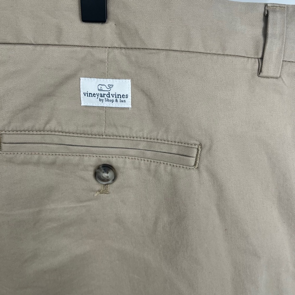 Vineyard‎ Vines Men's Solid Breaker Shorts Khaki 9 Inch Stretch Size 44 - Picture 4 of 10